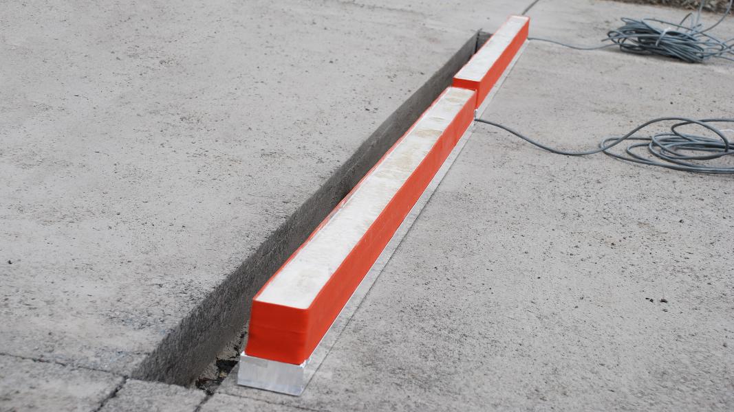 The Strain Gauge HS-WIM keeps costs lower than competitors by being durably built to last.
